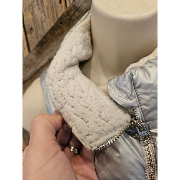 Metallic silver shiny girls XL (16) Puffer jacket vest holiday warm Christmas - Picture 7 of 10